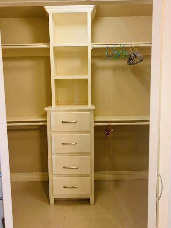 Brownsville Comfort 2 Bedroom 1 Bath , Spacious Kitchen And Outdoor Home Exterior foto