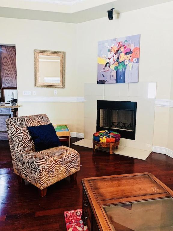 Brownsville Comfort 2 Bedroom 1 Bath , Spacious Kitchen And Outdoor Home Exterior foto