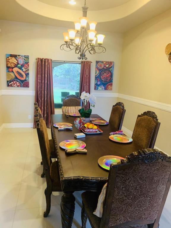 Brownsville Comfort 2 Bedroom 1 Bath , Spacious Kitchen And Outdoor Home Exterior foto